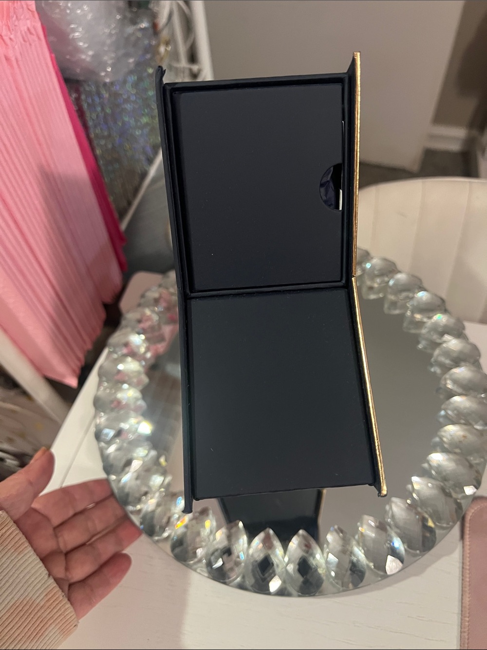Dior Star-Shaped Box & Harvest Moon Cakes - Picture 4 of 6